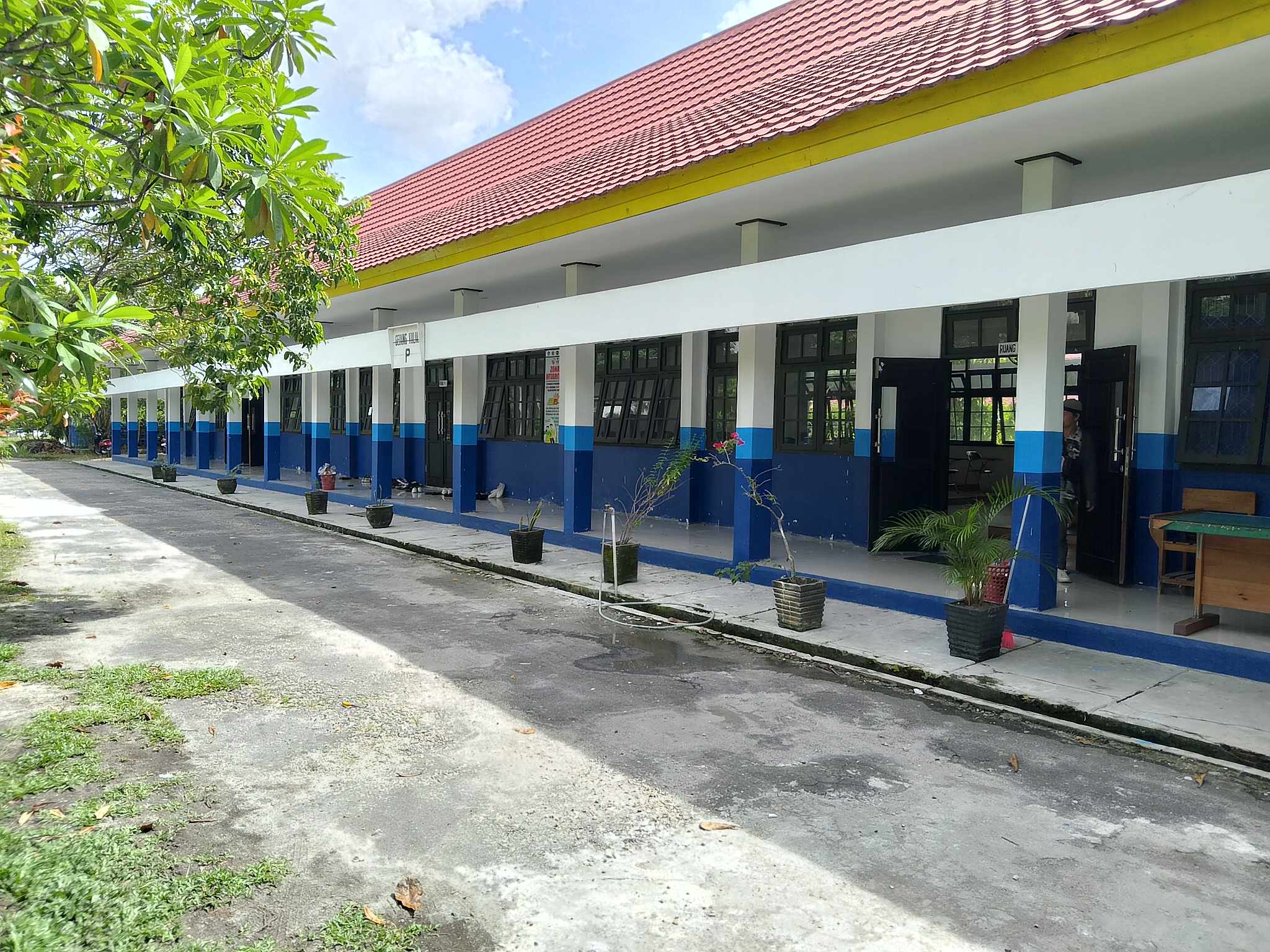 Gedung Kuliah Prodi P Pendidikan Ekonomi